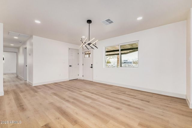 12602 N 24th Street, Phoenix, AZ 85032