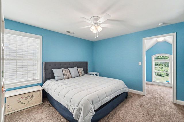 1748 Sandhurst Cove, Lexington, KY 40509