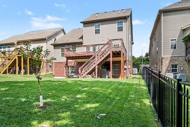 1748 Sandhurst Cove, Lexington, KY 40509