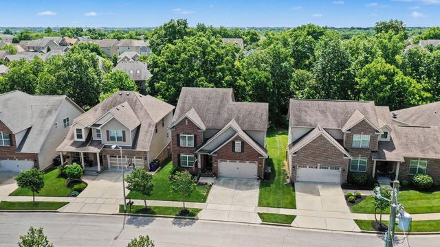 1748 Sandhurst Cove, Lexington, KY 40509