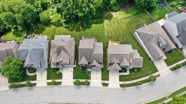 1748 Sandhurst Cove, Lexington, KY 40509