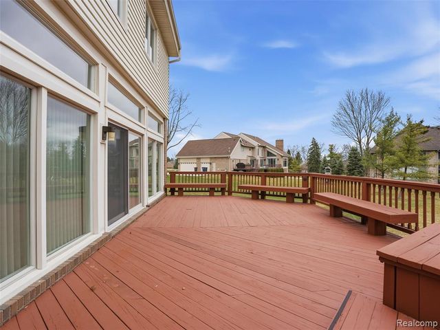 3827 Manchester Court, Bloomfield Hills, MI 48302