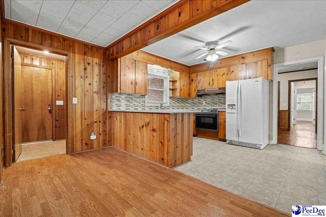 1202 Melrose Ave, Florence, SC 29505