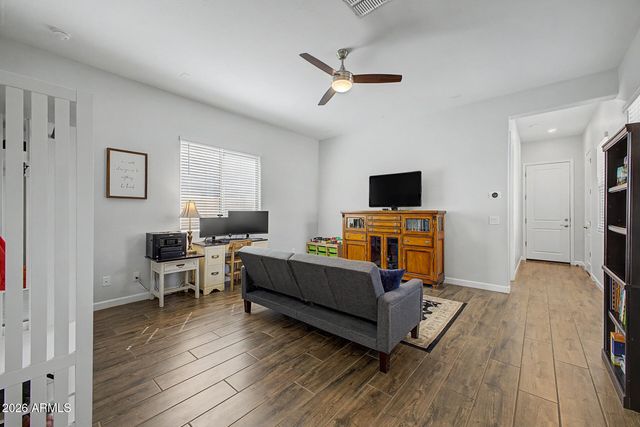 9764 E THORNBUSH Avenue, Mesa, AZ 85212