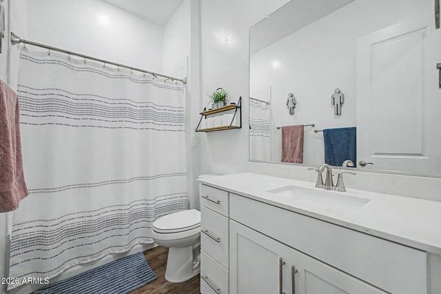 9764 E THORNBUSH Avenue, Mesa, AZ 85212