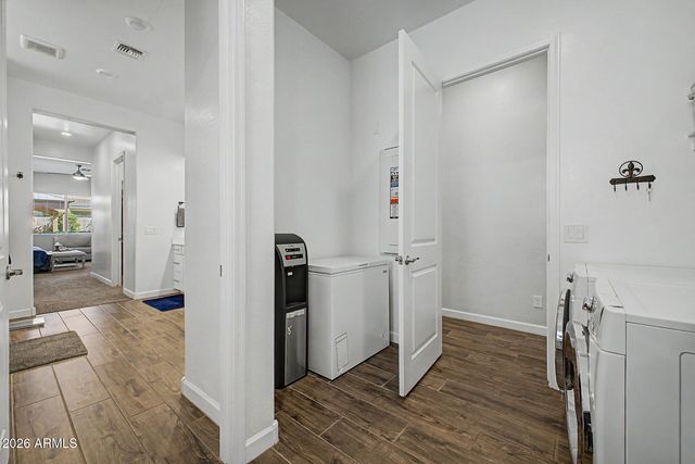 9764 E THORNBUSH Avenue, Mesa, AZ 85212