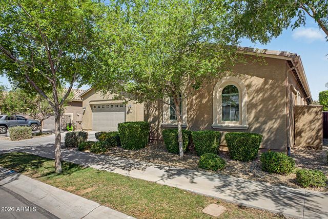 9764 E THORNBUSH Avenue, Mesa, AZ 85212