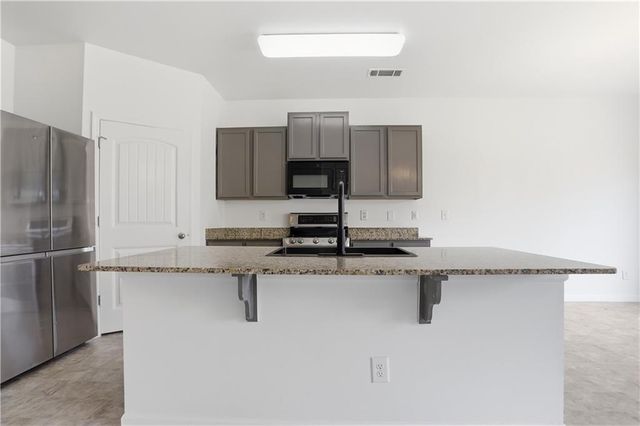 1705 Blue Heron Way, Hampton, GA 30228
