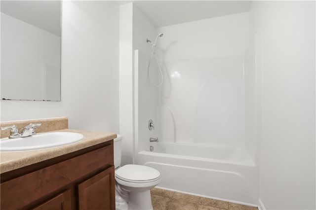 1705 Blue Heron Way, Hampton, GA 30228
