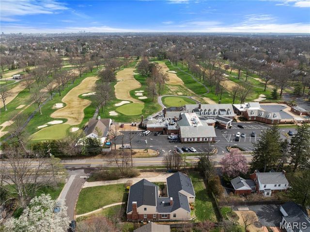 24 Willow Oak Lane, Glendale, MO 63122