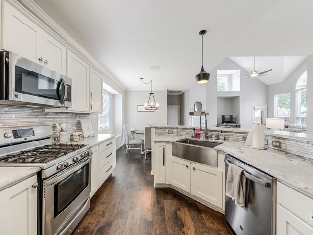 5800 Dark Forest Drive, Mckinney, TX 75070