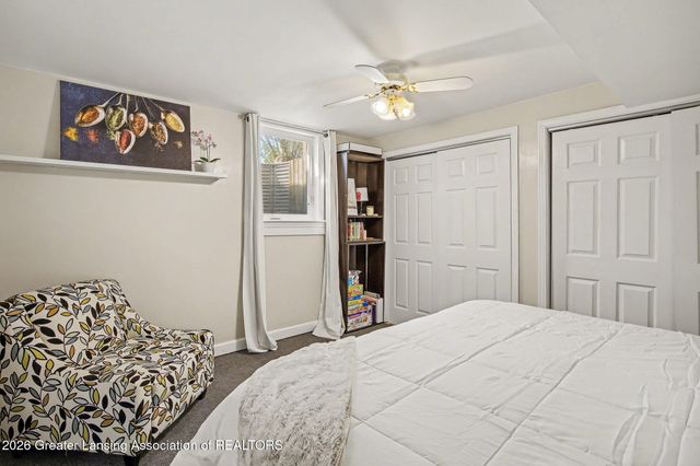 11783 Woodspointe Drive, Grand Ledge, MI 48837