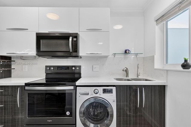 1818 Rodman Street 3B, Hollywood, FL 33020