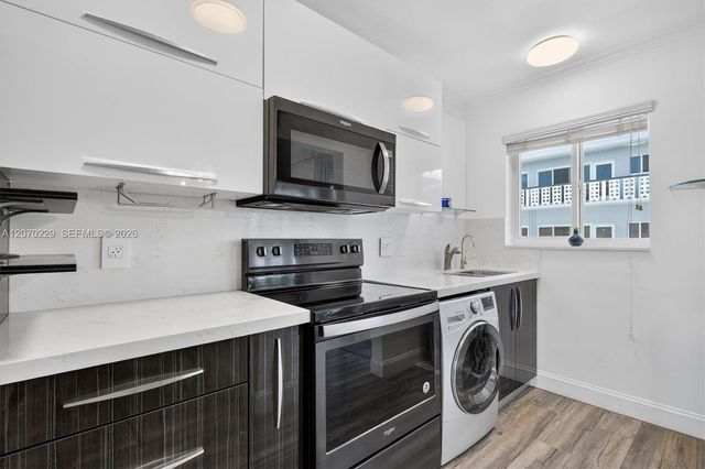 1818 Rodman Street 3B, Hollywood, FL 33020