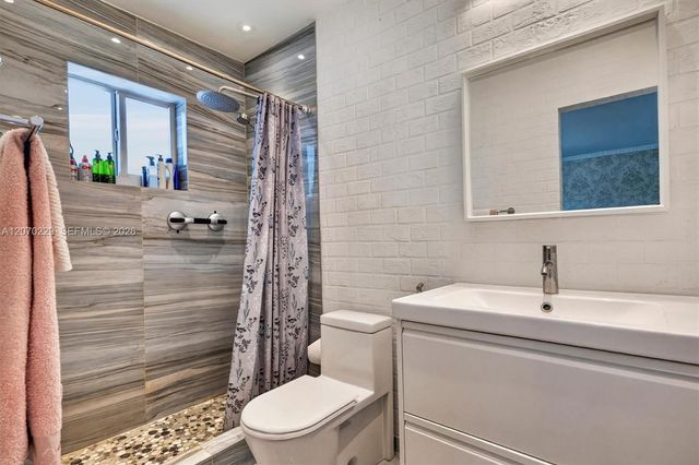 1818 Rodman Street 3B, Hollywood, FL 33020