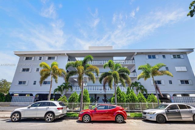 1818 Rodman Street 3B, Hollywood, FL 33020