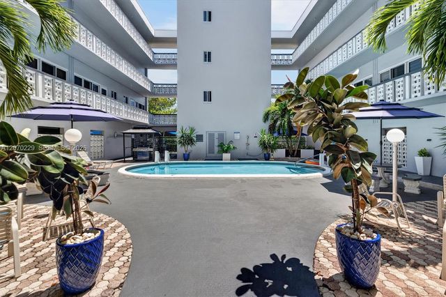 1818 Rodman Street 3B, Hollywood, FL 33020