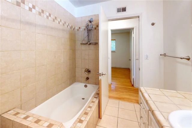11918 Cameo Place, Granada Hills, CA 91344