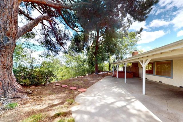 11918 Cameo Place, Granada Hills, CA 91344