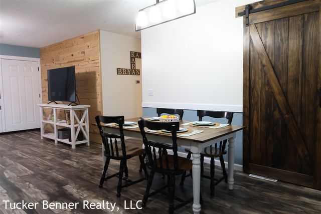 1907 S Brooks Road, Muskegon, MI 49442