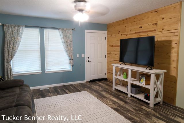 1907 S Brooks Road, Muskegon, MI 49442