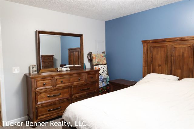 1907 S Brooks Road, Muskegon, MI 49442