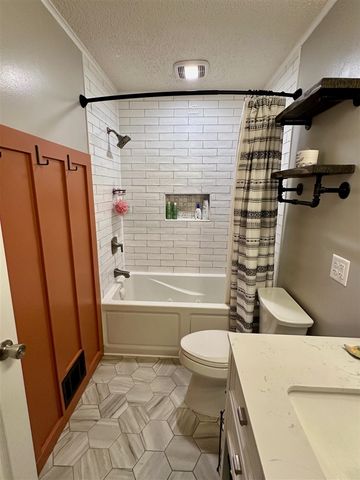 1907 S Brooks Road, Muskegon, MI 49442