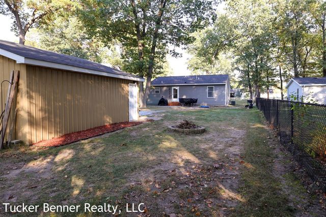 1907 S Brooks Road, Muskegon, MI 49442