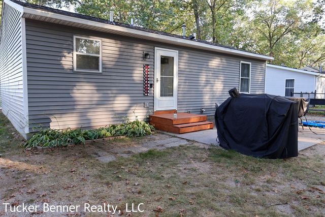 1907 S Brooks Road, Muskegon, MI 49442