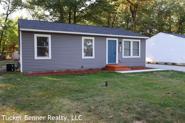 1907 S Brooks Road, Muskegon, MI 49442