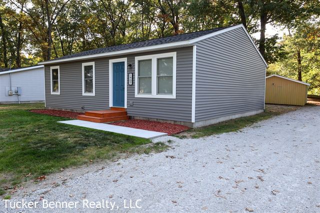 1907 S Brooks Road, Muskegon, MI 49442