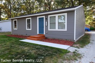 1907 S Brooks Road, Muskegon, MI 49442