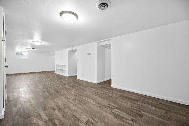 800 18th Street NW, Cedar Rapids, IA 52405