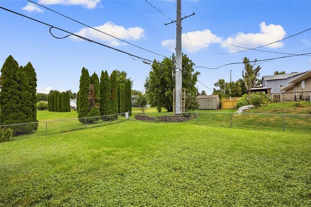 800 18th Street NW, Cedar Rapids, IA 52405