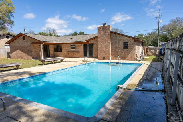 323 N 57th Ave, Pensacola, FL 32506