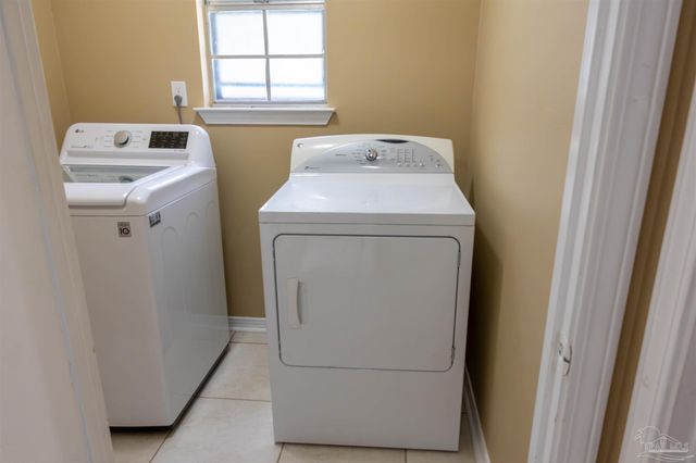 323 N 57th Ave, Pensacola, FL 32506