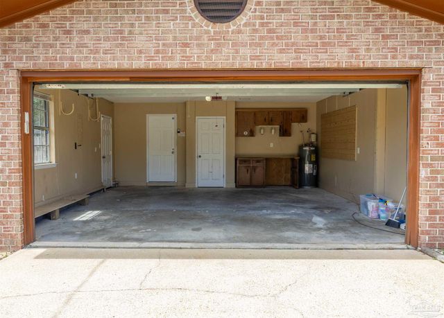 323 N 57th Ave, Pensacola, FL 32506