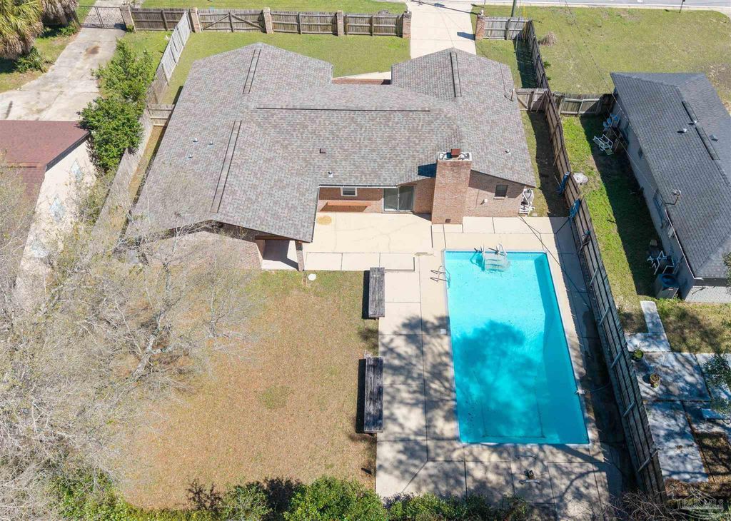 323 N 57th Ave, Pensacola, FL 32506