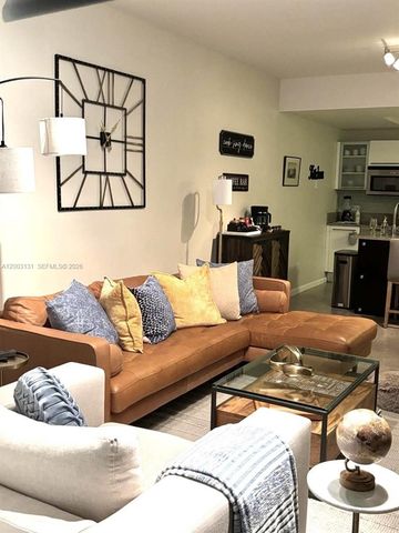 888 Biscayne Blvd 4310, Miami, FL 33132