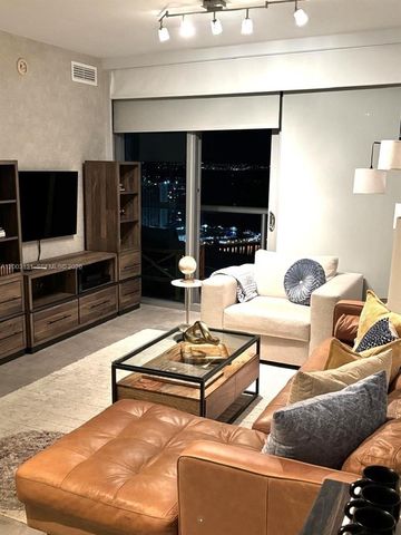 888 Biscayne Blvd 4310, Miami, FL 33132