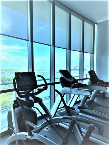 888 Biscayne Blvd 4310, Miami, FL 33132