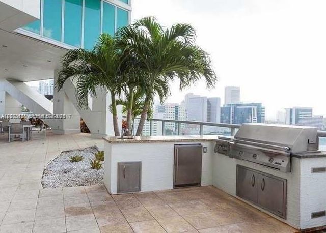 888 Biscayne Blvd 4310, Miami, FL 33132