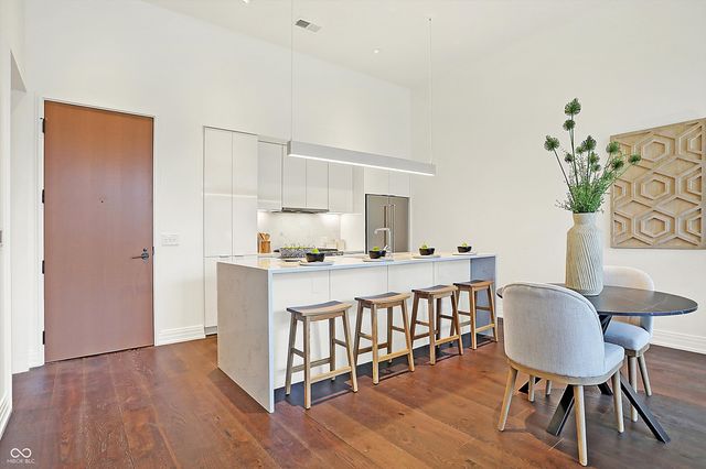 877 N East Street 104, Indianapolis, IN 46202