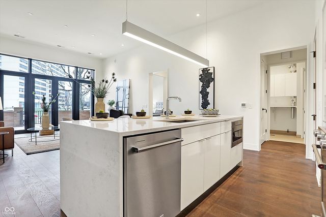 877 N East Street 104, Indianapolis, IN 46202