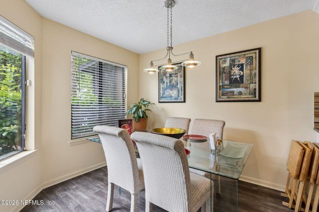 9360 CRAVEN Road 304, Jacksonville, FL 32257