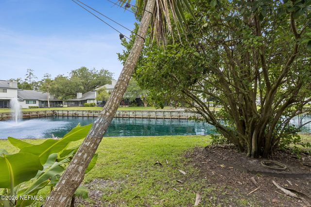 9360 CRAVEN Road 304, Jacksonville, FL 32257