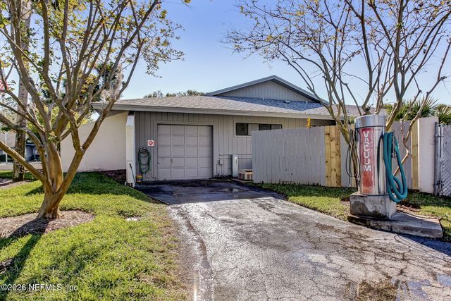 9360 CRAVEN Road 304, Jacksonville, FL 32257