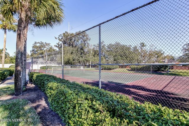 9360 CRAVEN Road 304, Jacksonville, FL 32257