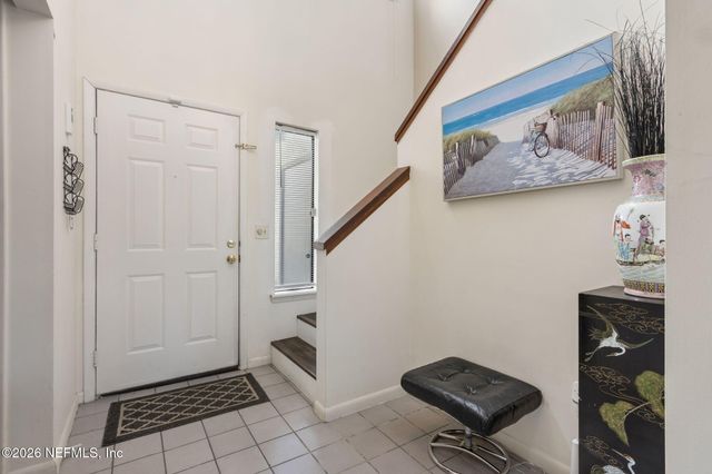 9360 CRAVEN Road 304, Jacksonville, FL 32257
