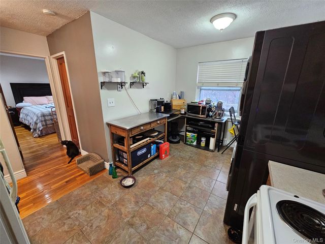 139 Farber Drive 139, West Babylon, NY 11704